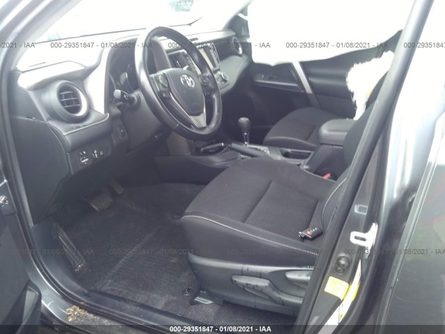 Photo 4 VIN: JTMRJREV0GD053992 - TOYOTA RAV4 HYBRID 