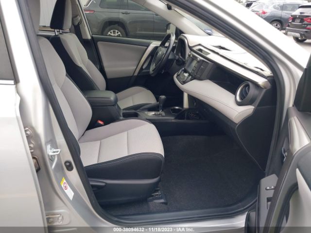 Photo 4 VIN: JTMRJREV1GD052575 - TOYOTA RAV4 HYBRID 