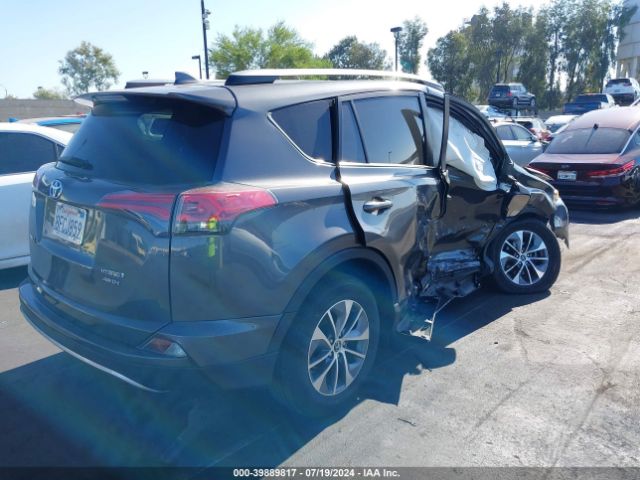 Photo 3 VIN: JTMRJREV1JD236275 - TOYOTA RAV4 