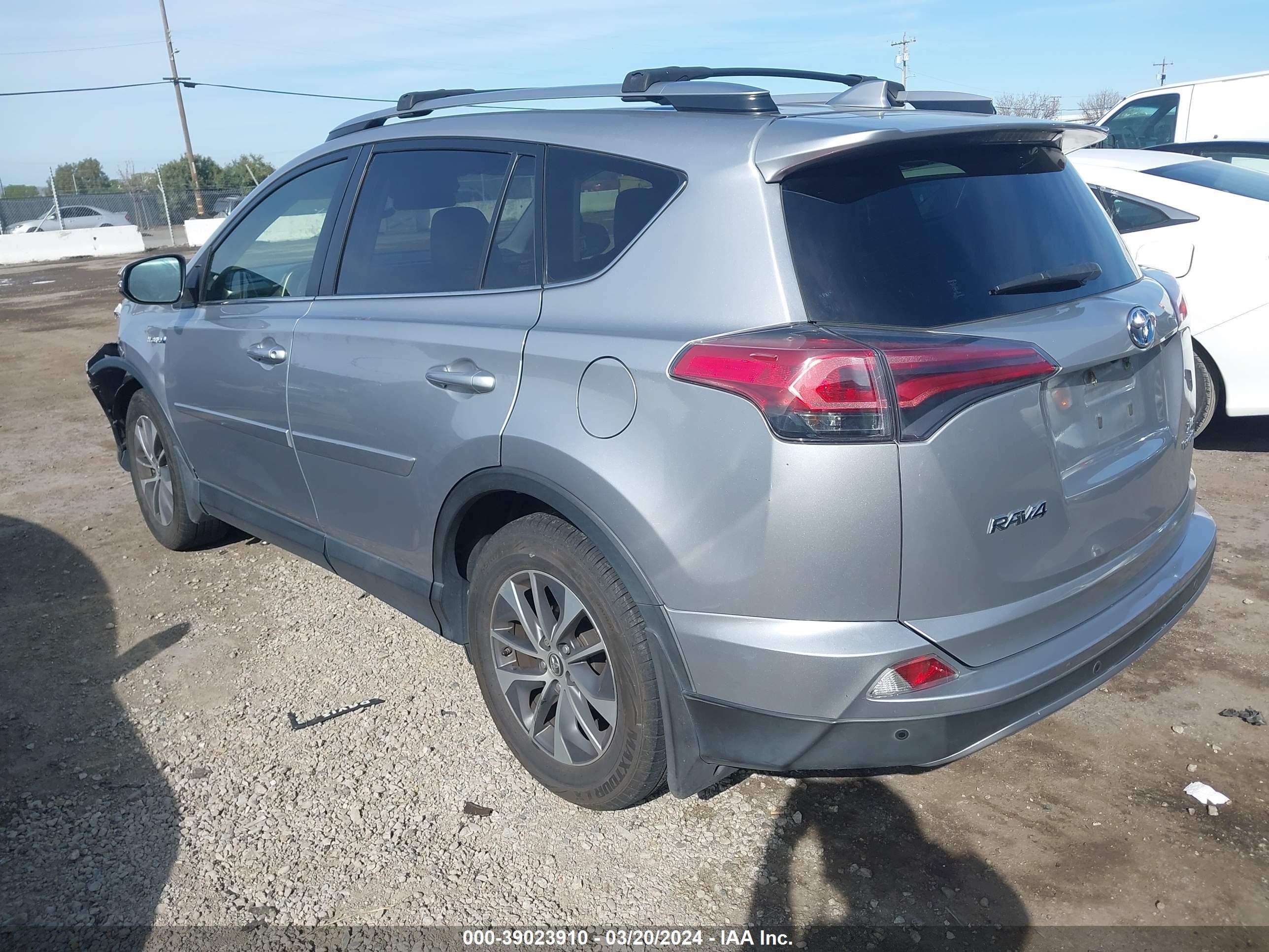 Photo 2 VIN: JTMRJREV2HD146403 - TOYOTA RAV 4 