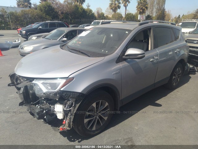 Photo 1 VIN: JTMRJREV2JD165023 - TOYOTA RAV4 