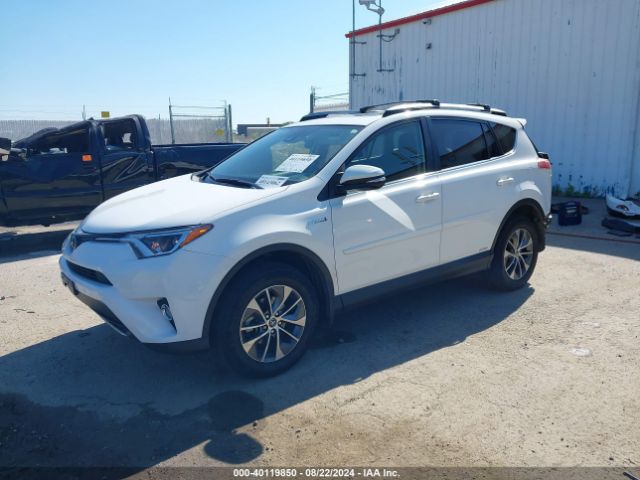 Photo 1 VIN: JTMRJREV2JD243705 - TOYOTA RAV4 