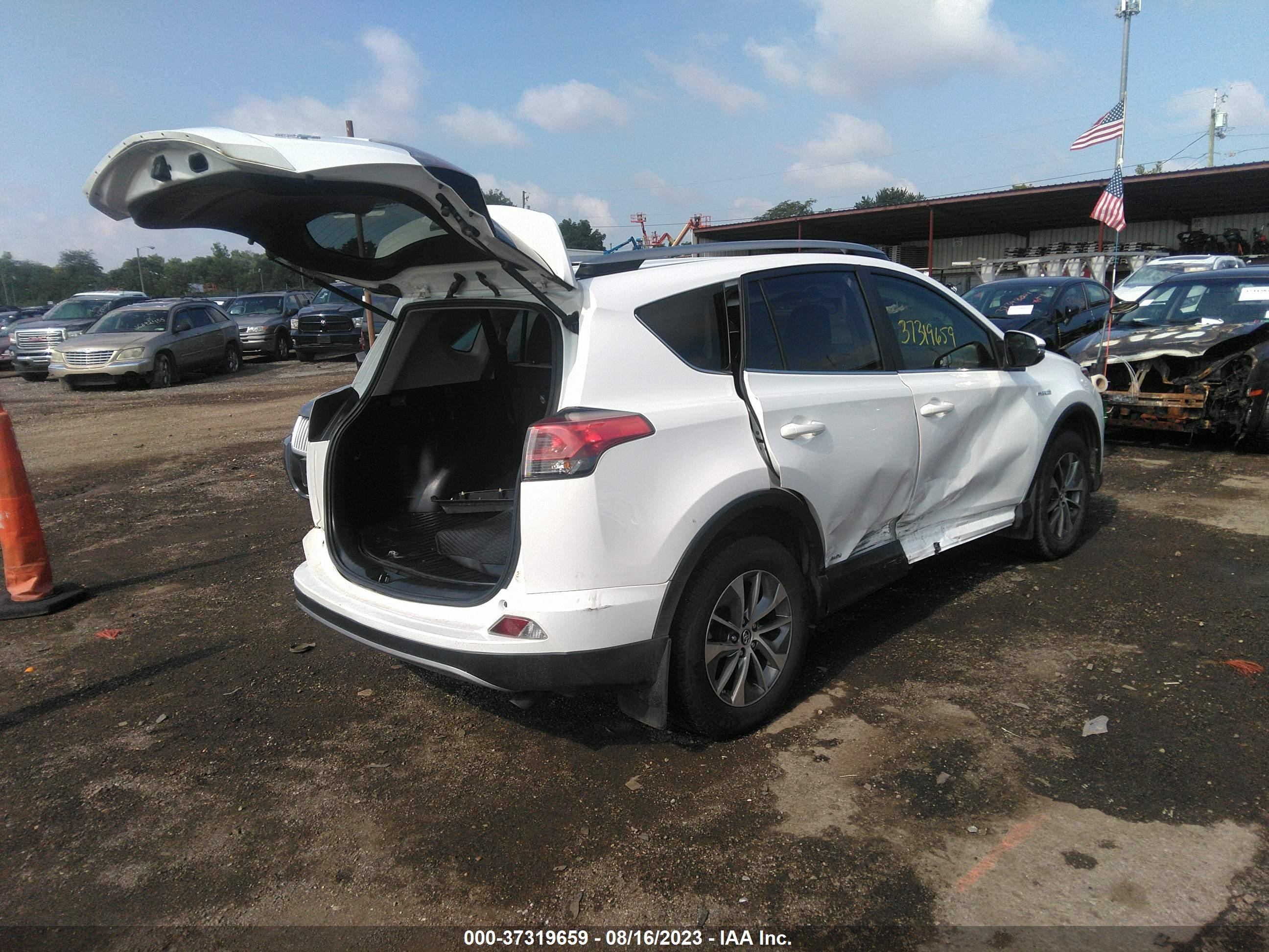 Photo 3 VIN: JTMRJREV3JD174958 - TOYOTA RAV 4 