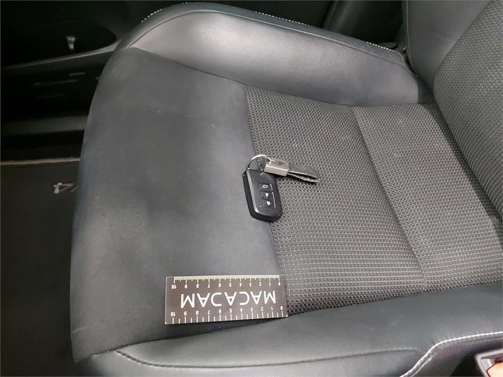 Photo 8 VIN: JTMRJREV40D162252 - TOYOTA RAV4 