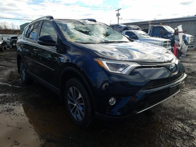 Photo 0 VIN: JTMRJREV4JD217882 - TOYOTA RAV4 HV LE 