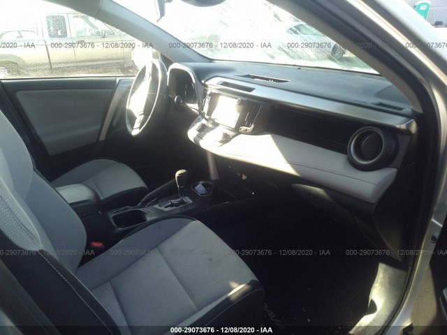 Photo 4 VIN: JTMRJREV5GD034984 - TOYOTA RAV4 HYBRID 