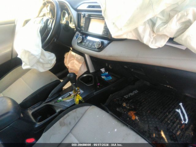 Photo 4 VIN: JTMRJREV5HD150011 - TOYOTA RAV4 HYBRID 