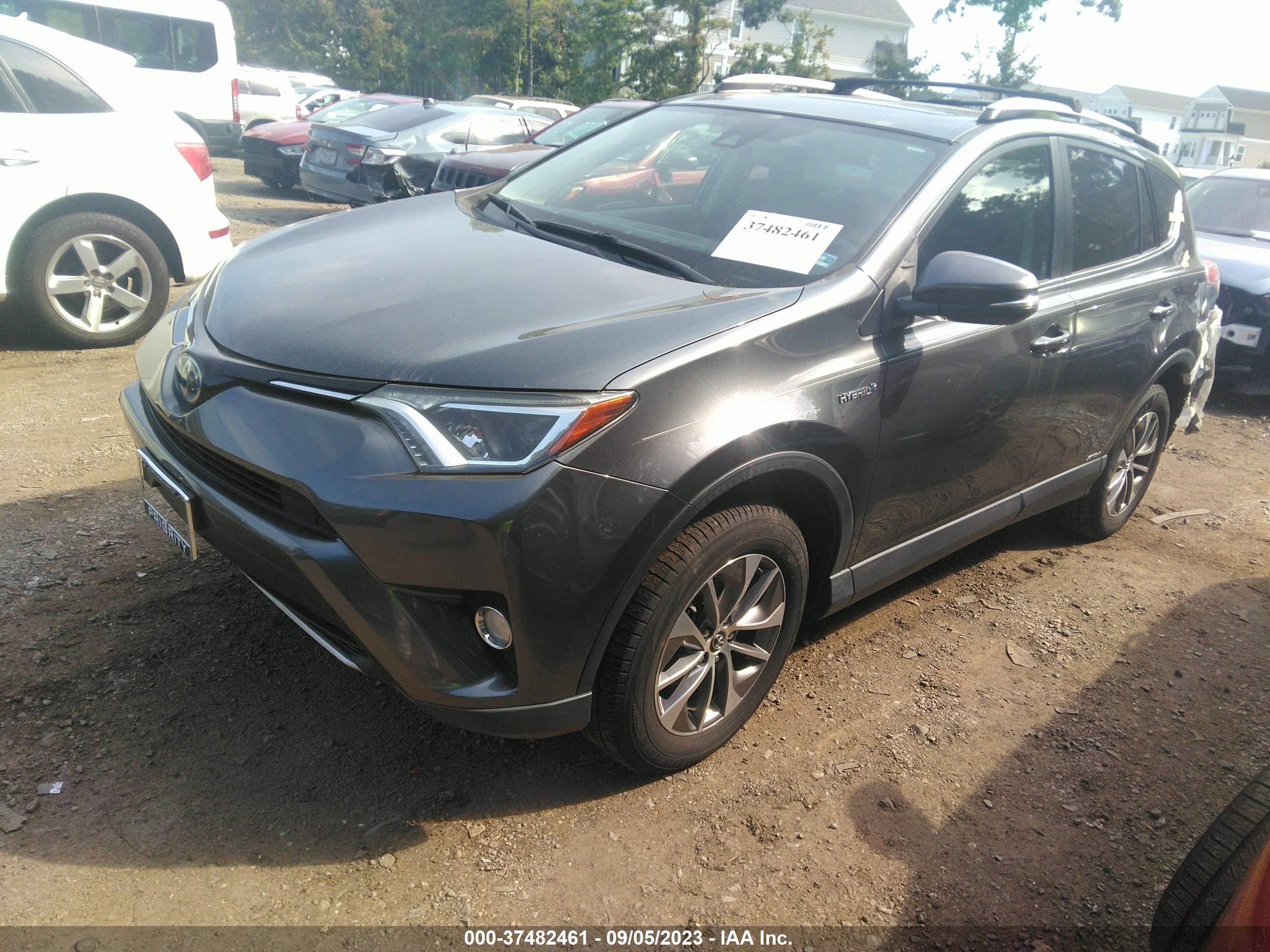 Photo 1 VIN: JTMRJREV5JD206227 - TOYOTA RAV4 