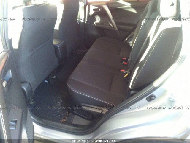 Photo 7 VIN: JTMRJREV5JD235680 - TOYOTA RAV4 