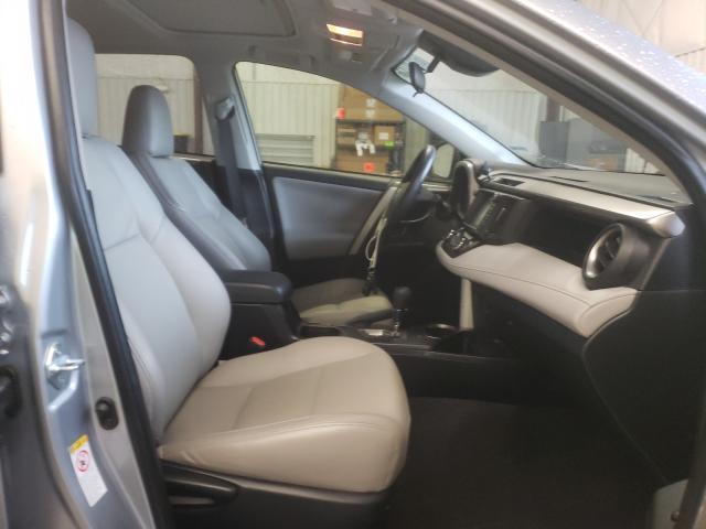 Photo 4 VIN: JTMRJREV5JD236568 - TOYOTA RAV4 HV LE 