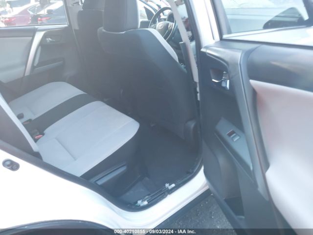 Photo 7 VIN: JTMRJREV6HD134870 - TOYOTA RAV4 