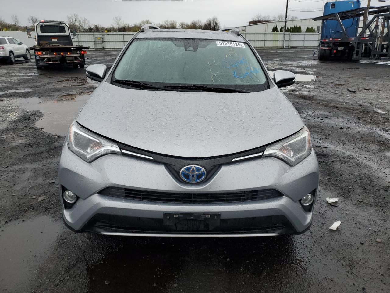 Photo 4 VIN: JTMRJREV6JD166563 - TOYOTA RAV 4 