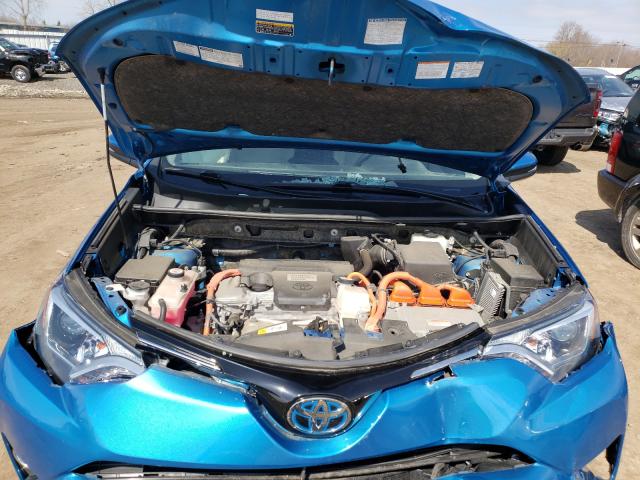 Photo 6 VIN: JTMRJREV6JD176428 - TOYOTA RAV4 HV LE 