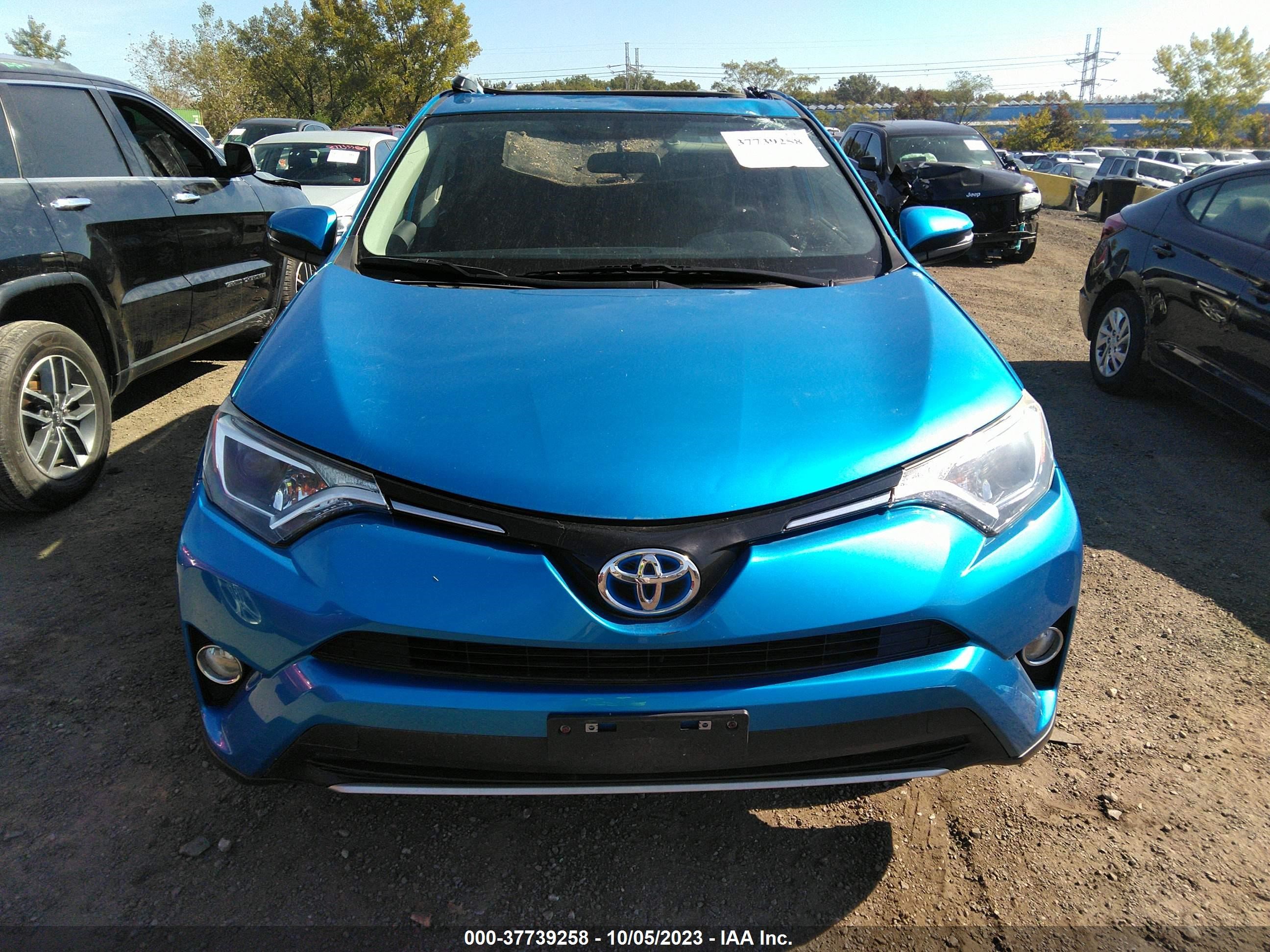 Photo 11 VIN: JTMRJREV7GD034971 - TOYOTA RAV 4 