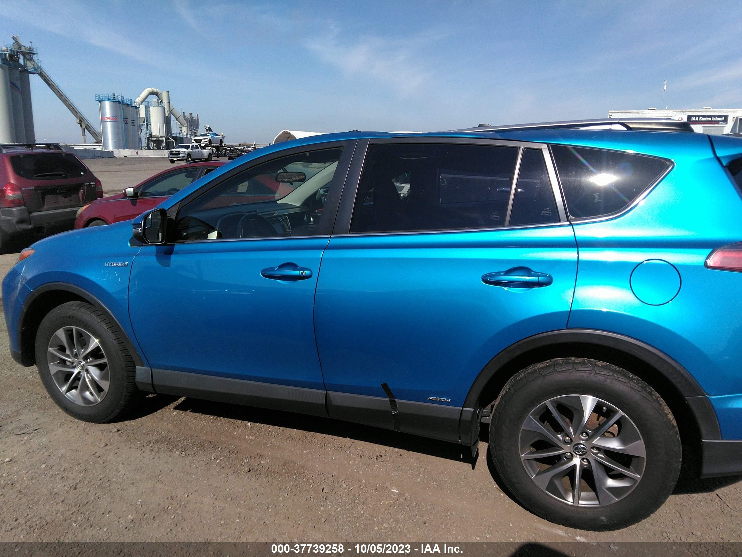 Photo 13 VIN: JTMRJREV7GD034971 - TOYOTA RAV 4 