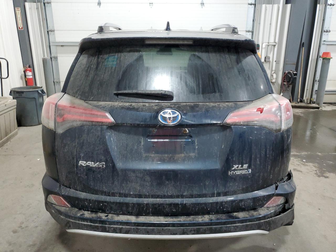 Photo 5 VIN: JTMRJREV8HD068371 - TOYOTA RAV 4 