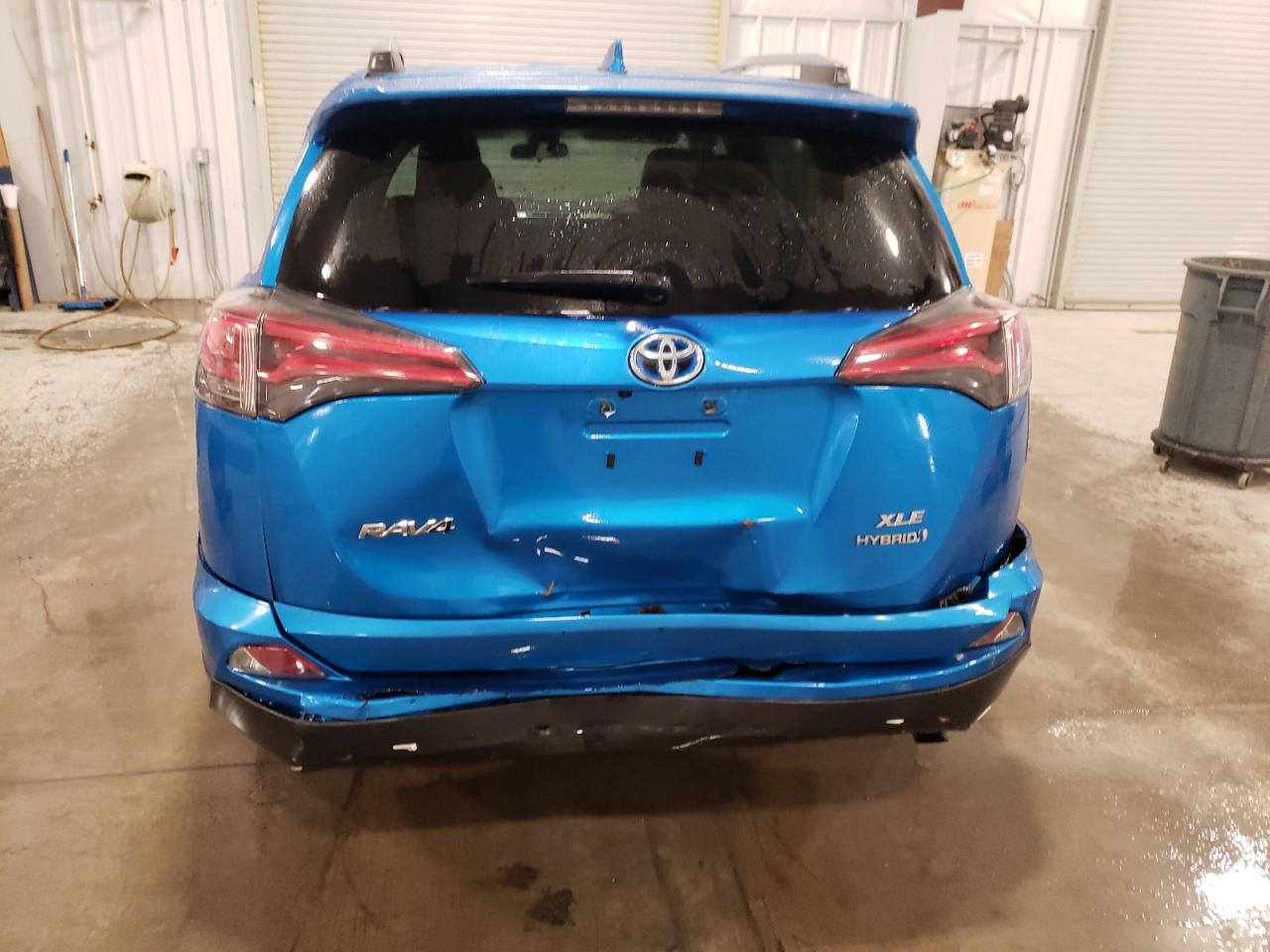 Photo 5 VIN: JTMRJREV8HD096848 - TOYOTA RAV 4 