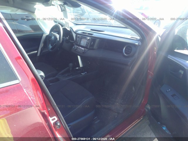 Photo 4 VIN: JTMRJREV8JD216671 - TOYOTA RAV4 