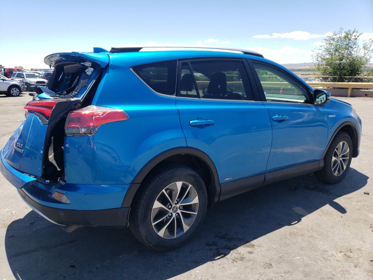 Photo 2 VIN: JTMRJREV9GD051111 - TOYOTA RAV 4 