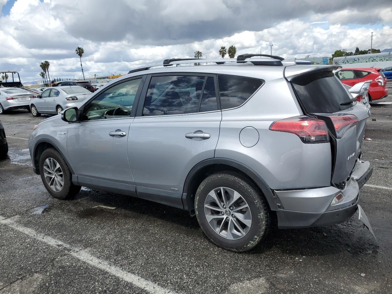 Photo 1 VIN: JTMRJREV9HD084806 - TOYOTA RAV 4 