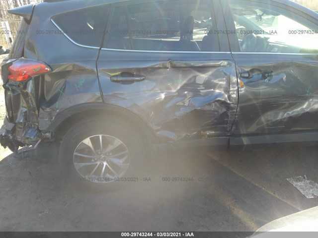 Photo 5 VIN: JTMRJREV9HD111115 - TOYOTA RAV4 