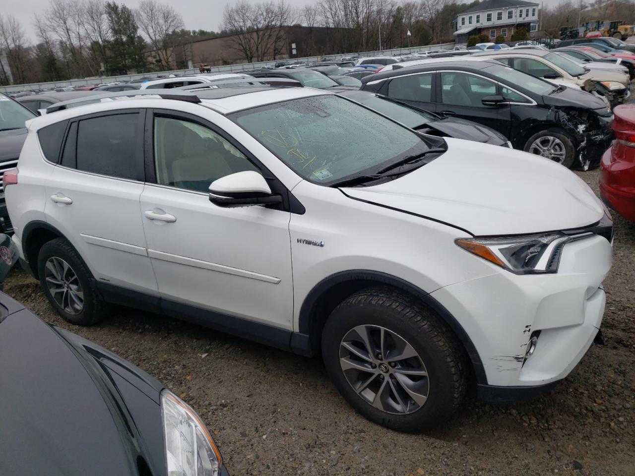 Photo 3 VIN: JTMRJREV9HD133566 - TOYOTA RAV 4 