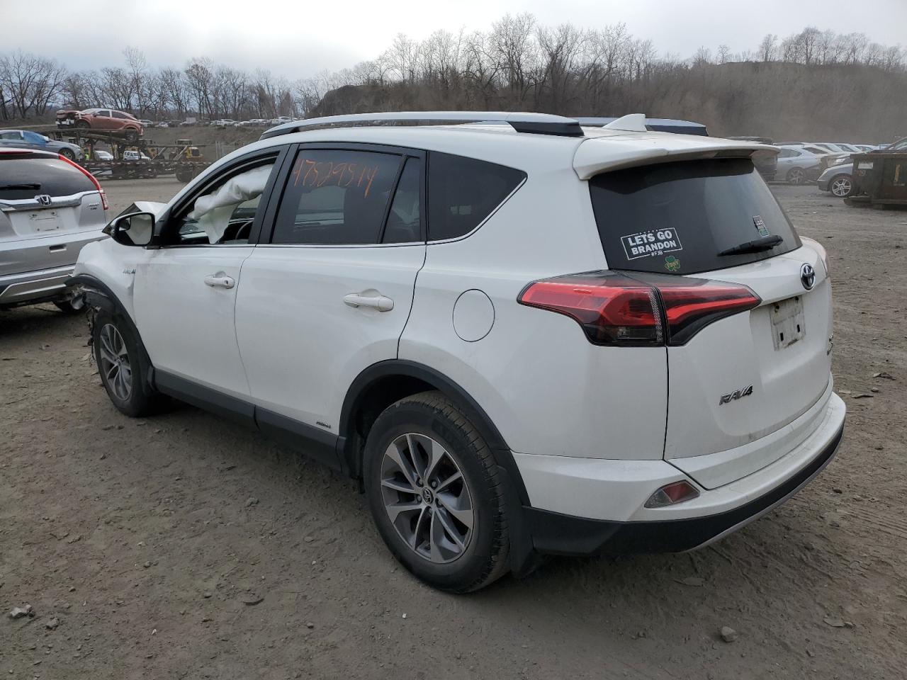 Photo 1 VIN: JTMRJREV9HD147421 - TOYOTA RAV 4 