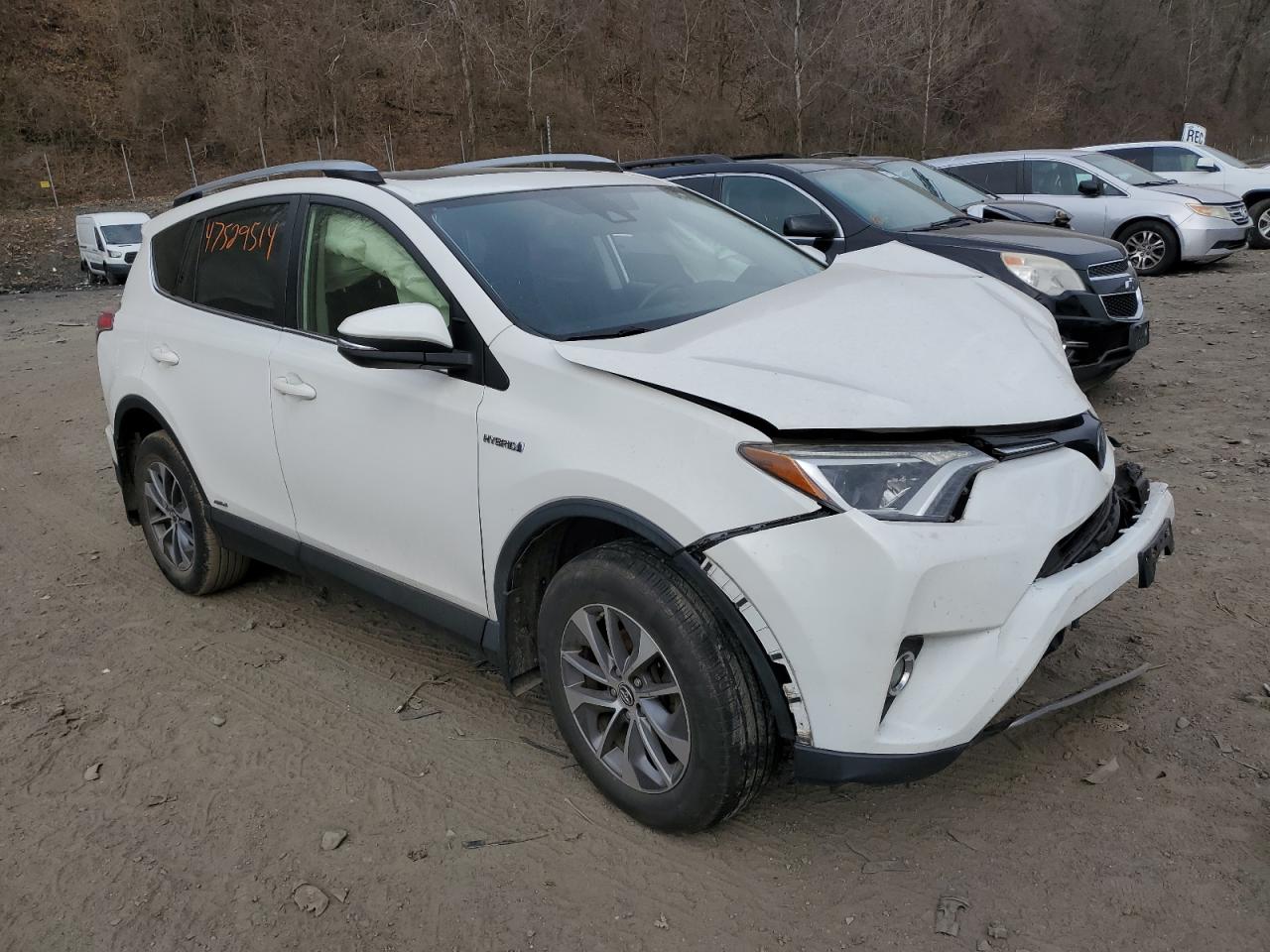 Photo 3 VIN: JTMRJREV9HD147421 - TOYOTA RAV 4 