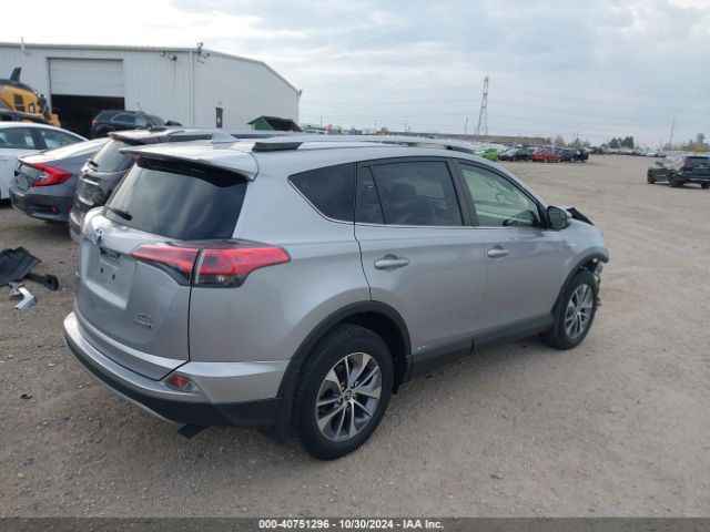 Photo 3 VIN: JTMRJREV9JD166184 - TOYOTA RAV4 