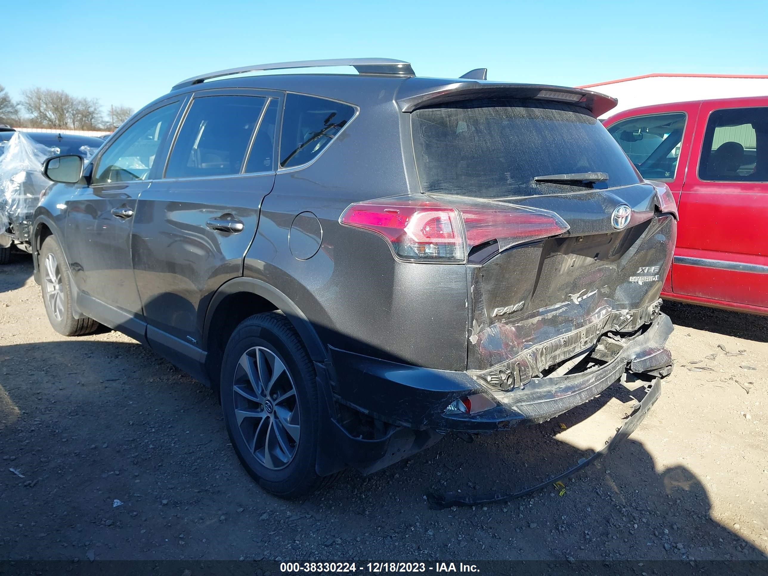 Photo 2 VIN: JTMRJREV9JD241224 - TOYOTA RAV 4 