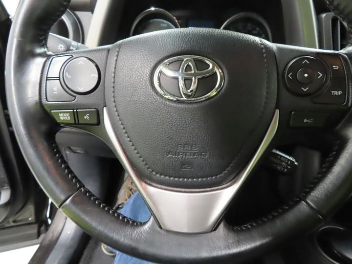 Photo 11 VIN: JTMRJREVX0D246236 - TOYOTA RAV4 