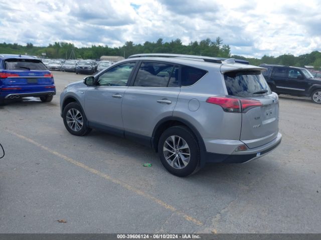 Photo 2 VIN: JTMRJREVXHD076620 - TOYOTA RAV4 