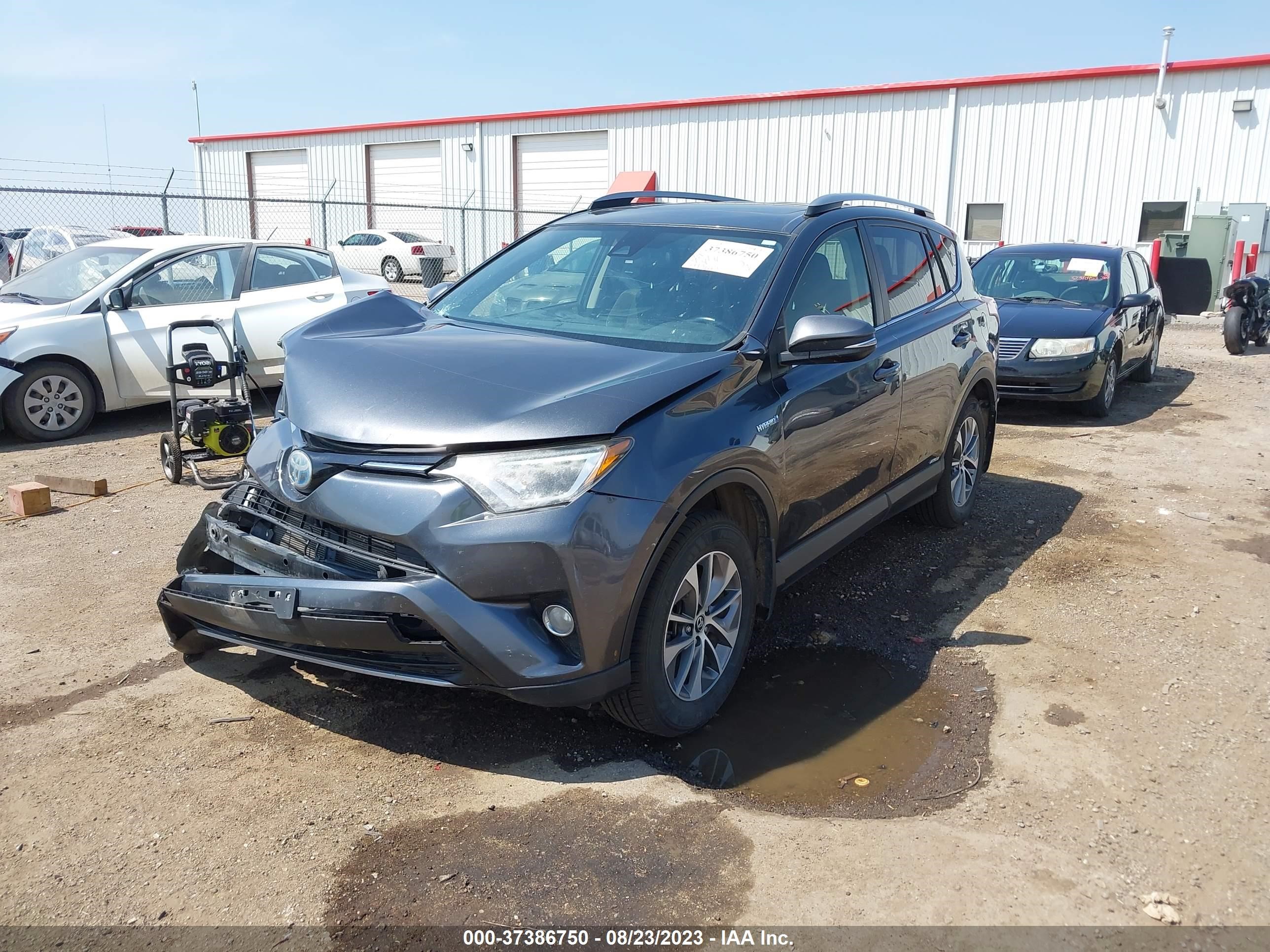 Photo 1 VIN: JTMRJREVXHD095510 - TOYOTA RAV 4 