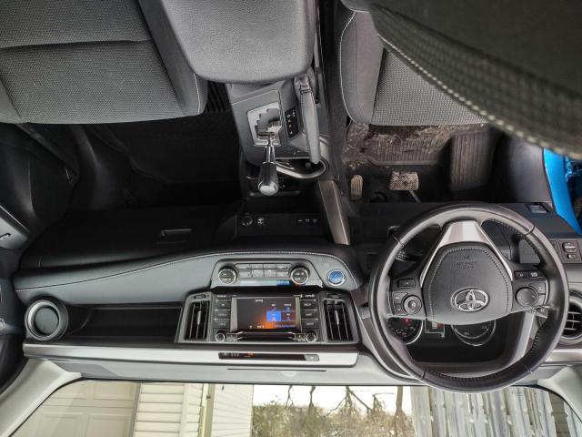 Photo 8 VIN: JTMRJREVXHD142289 - TOYOTA RAV4 