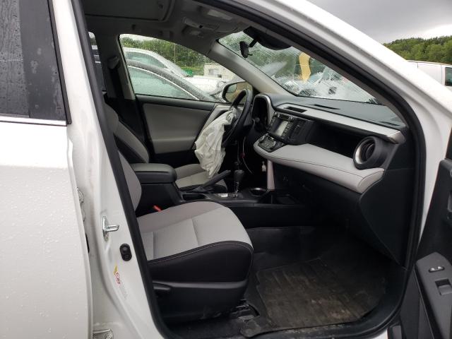 Photo 4 VIN: JTMRJREVXJD166968 - TOYOTA RAV4 HV LE 