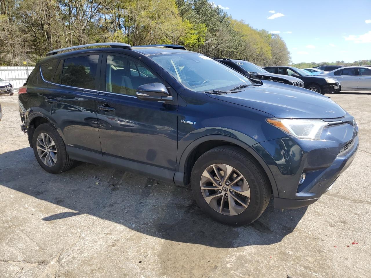 Photo 3 VIN: JTMRJREVXJD186007 - TOYOTA RAV 4 