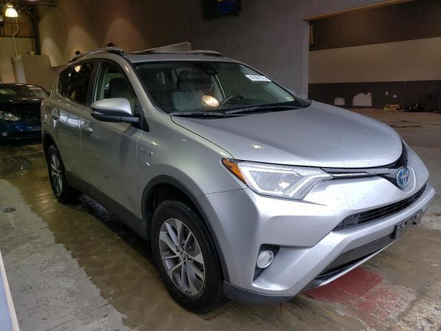 Photo 3 VIN: JTMRJREVXJD254788 - TOYOTA RAV4 HV LE 