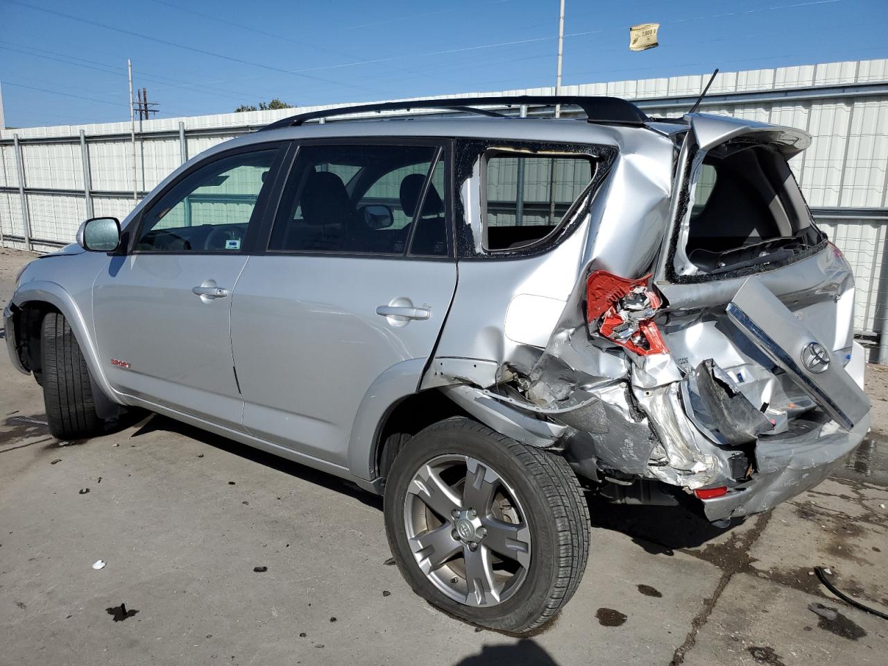 Photo 1 VIN: JTMRK4DV1A5095395 - TOYOTA RAV 4 