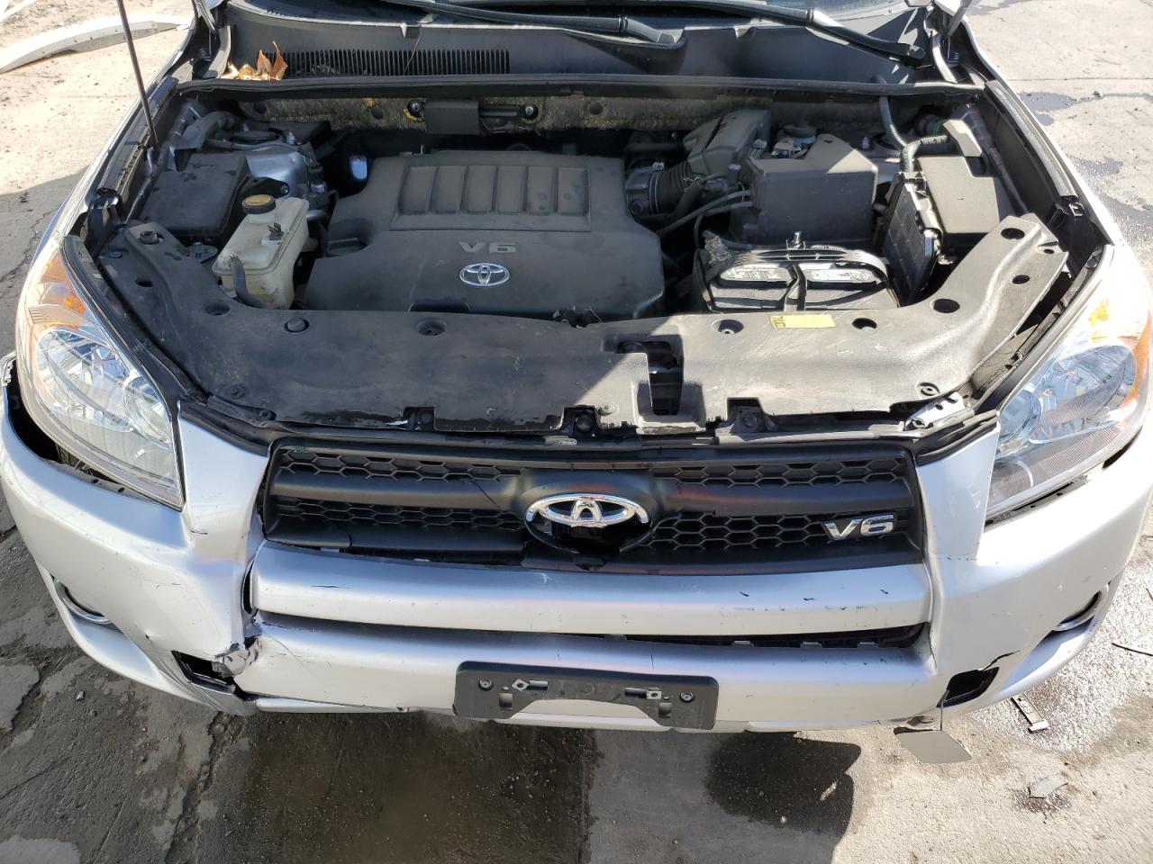 Photo 11 VIN: JTMRK4DV1A5095395 - TOYOTA RAV 4 