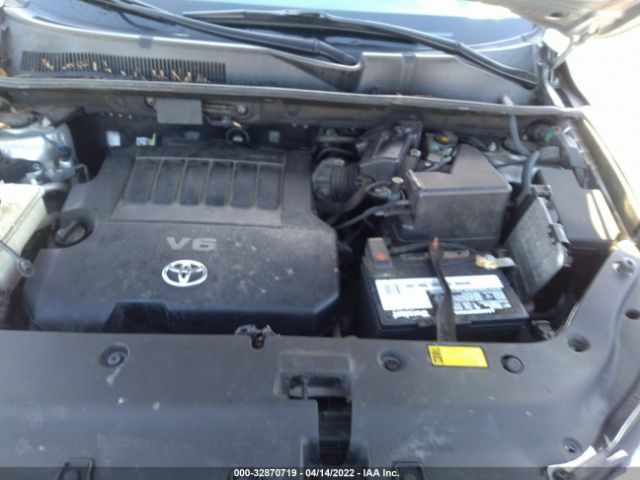 Photo 9 VIN: JTMRK4DV1AD010562 - TOYOTA RAV4 