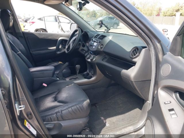 Photo 4 VIN: JTMRK4DV1AD013185 - TOYOTA RAV4 