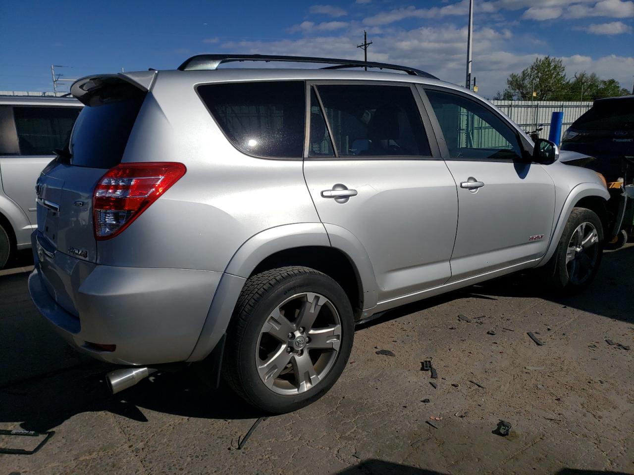 Photo 2 VIN: JTMRK4DV2A5093655 - TOYOTA RAV 4 