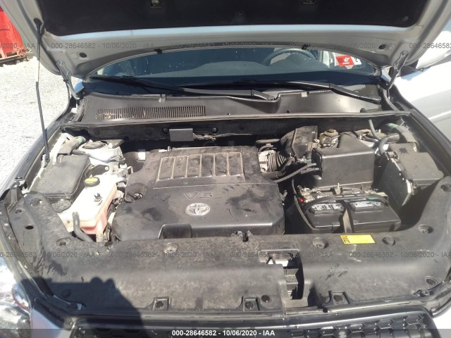 Photo 9 VIN: JTMRK4DV2B5103540 - TOYOTA RAV4 