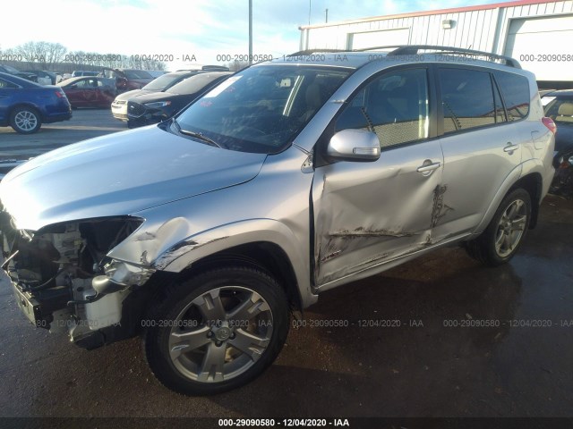 Photo 1 VIN: JTMRK4DV3B5099921 - TOYOTA RAV4 