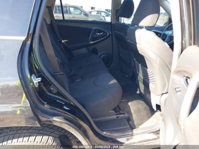 Photo 7 VIN: JTMRK4DV4B5103765 - TOYOTA RAV4 