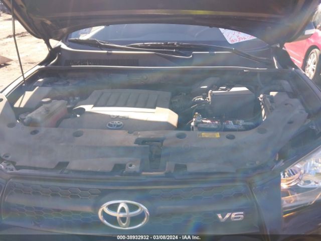 Photo 9 VIN: JTMRK4DV4B5103765 - TOYOTA RAV4 