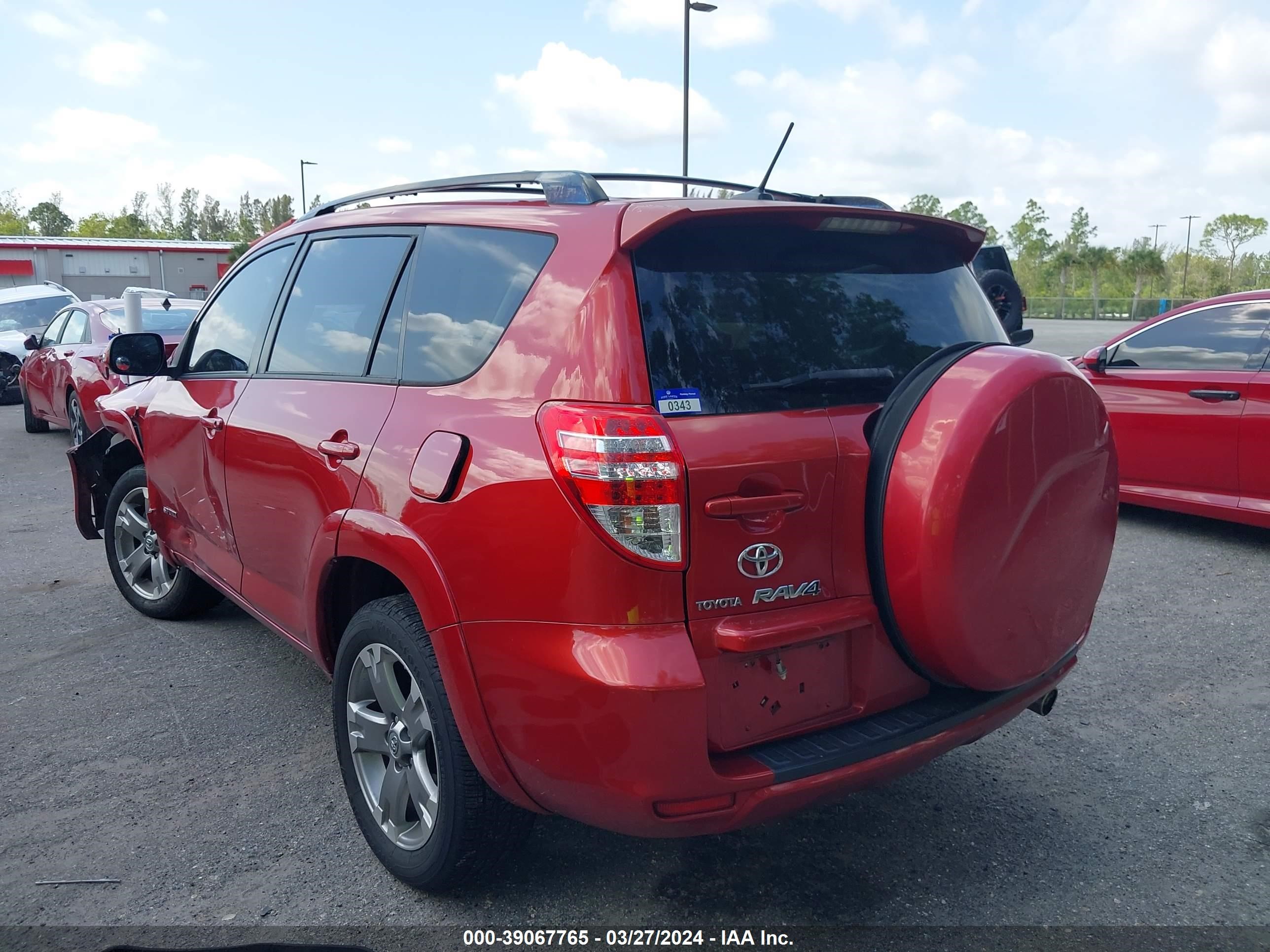 Photo 2 VIN: JTMRK4DV5A5089339 - TOYOTA RAV 4 