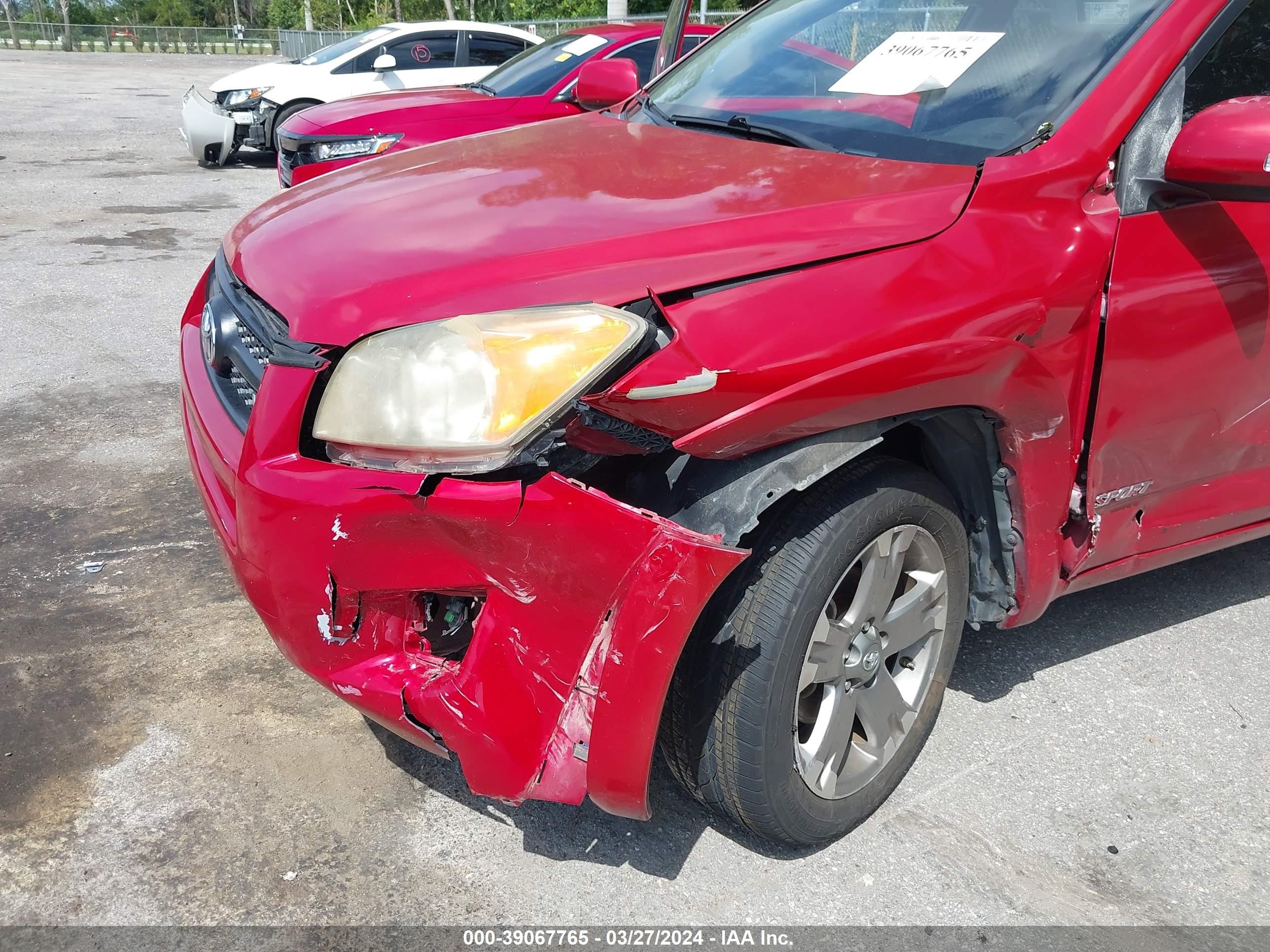 Photo 5 VIN: JTMRK4DV5A5089339 - TOYOTA RAV 4 