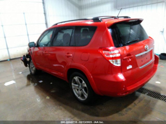 Photo 2 VIN: JTMRK4DV7B5103582 - TOYOTA RAV4 