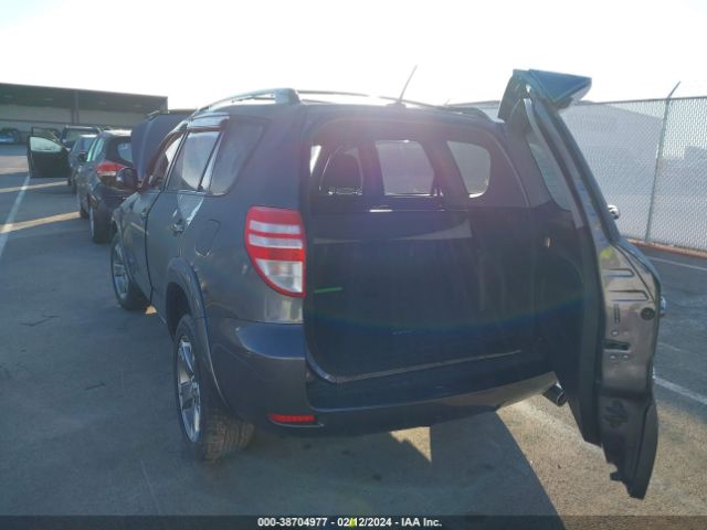 Photo 2 VIN: JTMRK4DV8A5092381 - TOYOTA RAV4 